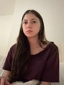 emilycoco online show from March 16, 4:04 am