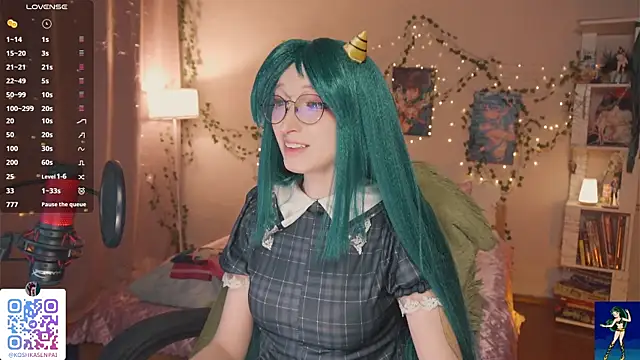 koshkasenpai online show from April 19, 4:12 am