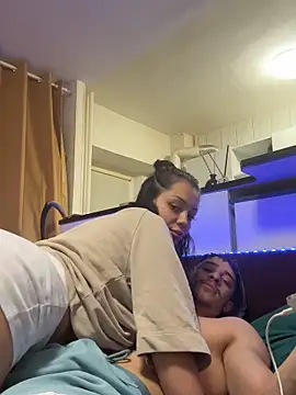 neverdd11 online show from March 20, 6:46 pm