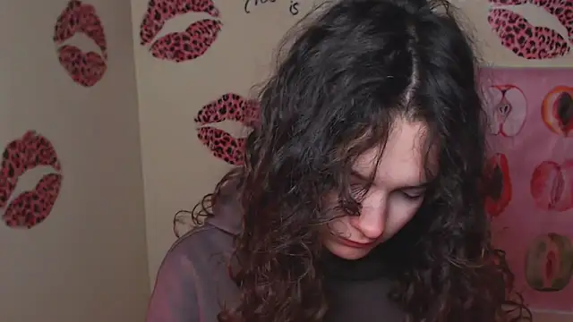  SusieSu  online show from February 2, 7:18 am