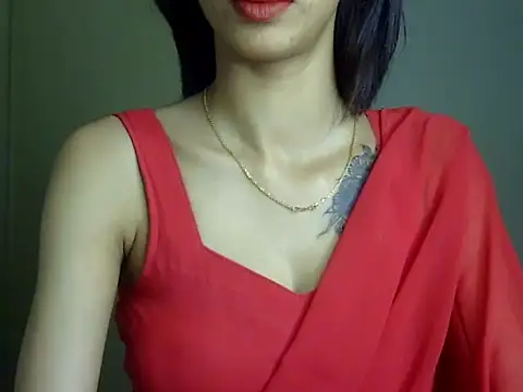 MAAYRA 09 online show from April 20, 10:46 pm