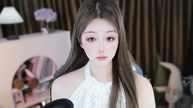 Arwyn-rr online show from March 16, 9:13 am