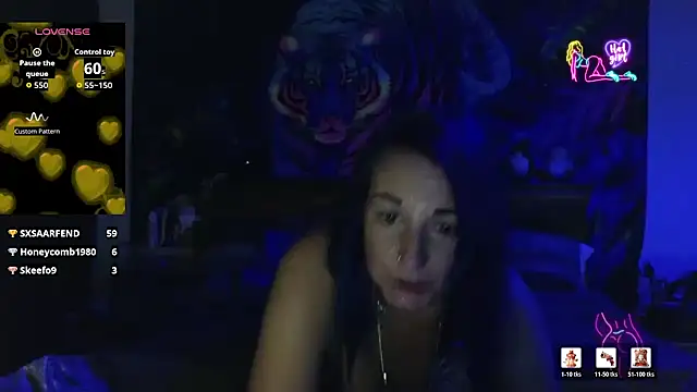 tattoomilf86 online show from February 4, 9:18 pm