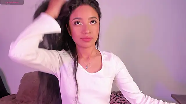 lillielover16 online show from March 6, 2:50 am