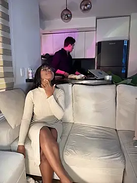 tiana nave online show from April 6, 4:08 pm