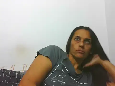 latinbrunettet online show from November 26, 1:34 pm