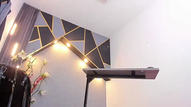 brigittemiller online show from March 27, 8:26 am