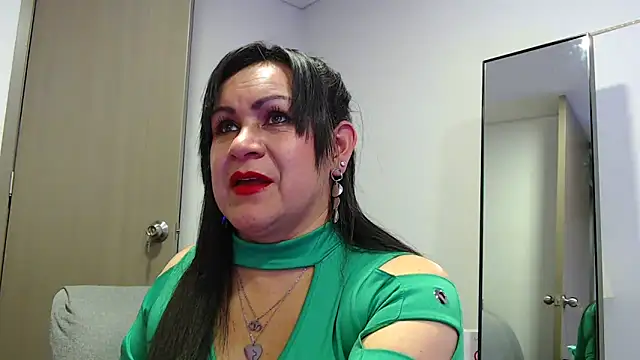 jescaoporto4 online show from March 21, 9:31 pm