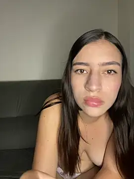 TipsteryRoyal online show from April 19, 4:01 am