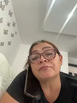 AntonellaAlondra4 online show from April 9, 1:38 pm