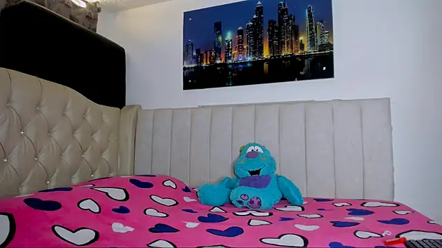 abigail smith18 online show from January 17, 7:43 pm