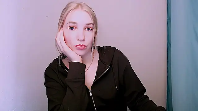 Queen ofLove online show from March 5, 1:29 pm