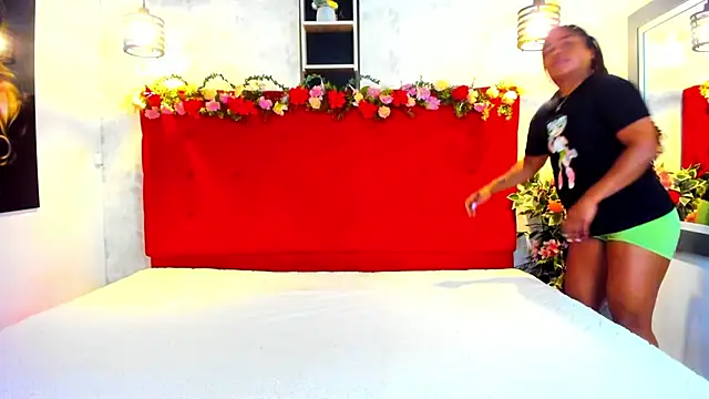 SilvannaFit online show from March 27, 11:55 am