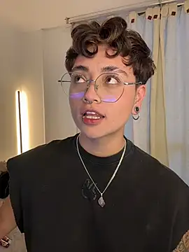 Chriss gomez2 online show from February 8, 11:18 pm