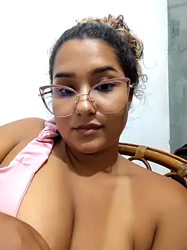 BrendaGirs online show from April 7, 5:09 am