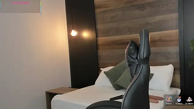 stephanya  online show from March 27, 7:36 pm