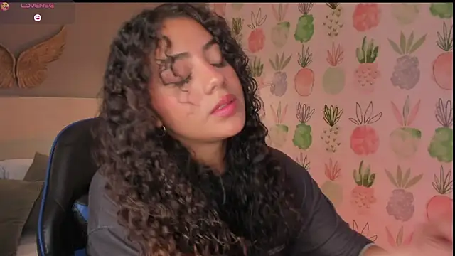 yaya23x online show from March 25, 2:31 pm