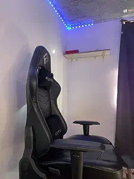 Dulce smith 1 online show from April 17, 9:50 pm