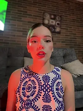 NicoleCut online show from March 19, 9:57 am