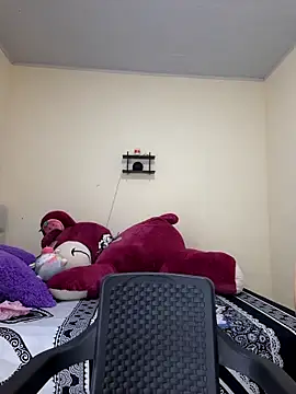 franchezkavegaaa online show from December 18, 1:05 pm