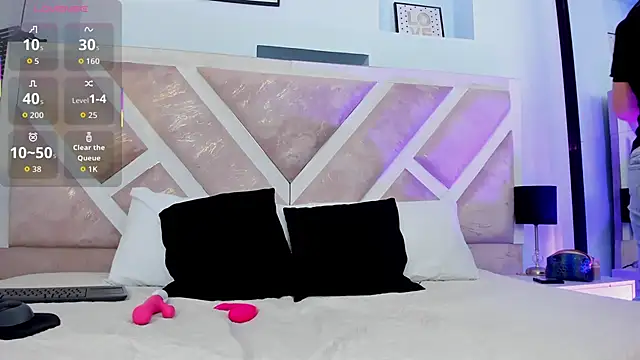 hotmature1 online show from March 18, 12:21 pm