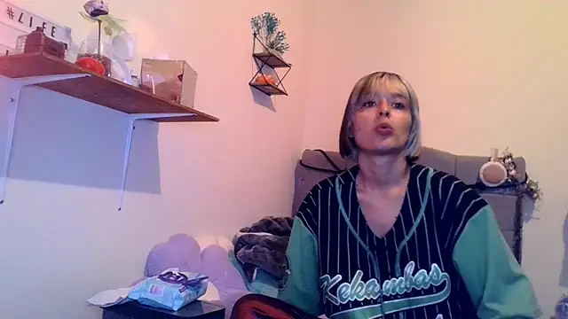 BlueStoneX online show from April 6, 7:53 am