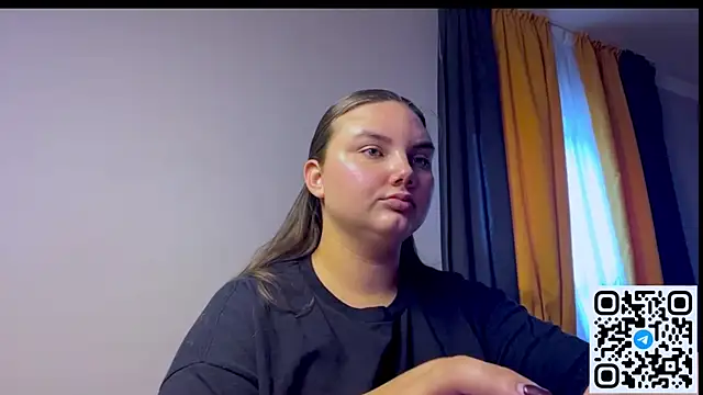 Dreamyblushfairy online show from June 24, 3:22 pm
