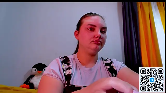 Dreamyblushfairy online show from July 8, 3:25 pm
