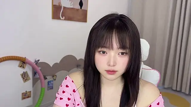 Chenjing0 online show from April 11, 7:45 am