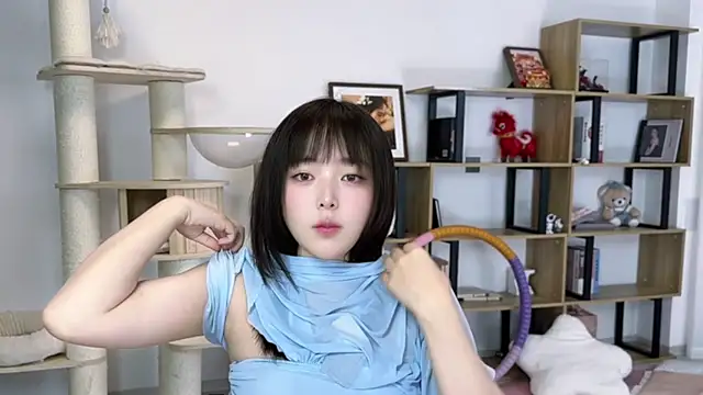 Chenjing0 online show from April 16, 1:22 pm