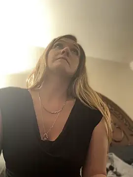 Kitty DaCocks online show from April 24, 1:08 am