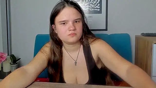 AdeleCruz online show from March 23, 1:17 pm