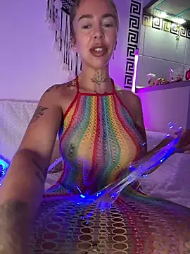 CheekyChels online show from June 3, 2:33 pm
