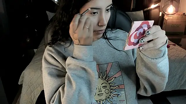 vaiolethsan   online show from February 2, 8:19 pm