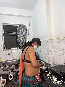 YourSuperTanya online show from April 12, 1:03 pm