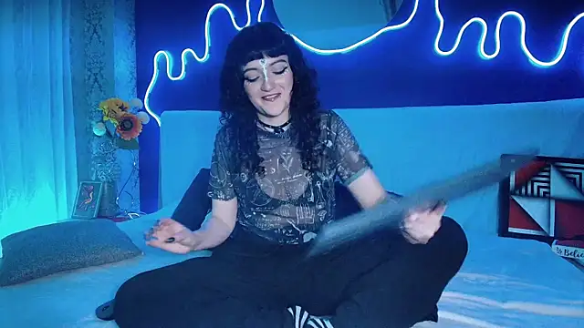 JeanneSabatier online show from April 8, 7:49 pm