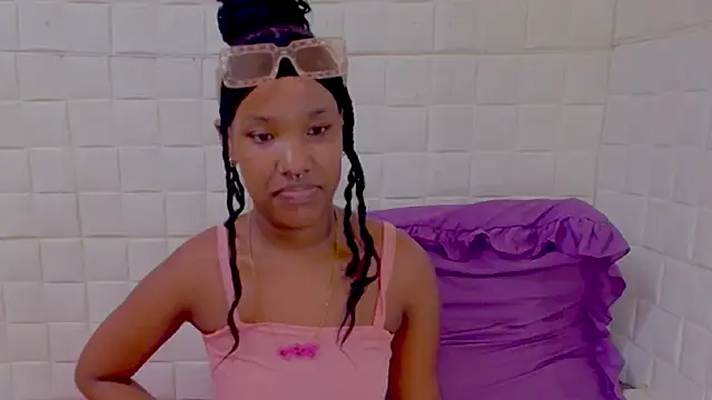 EroticSexyPrada online show from April 14, 7:25 pm