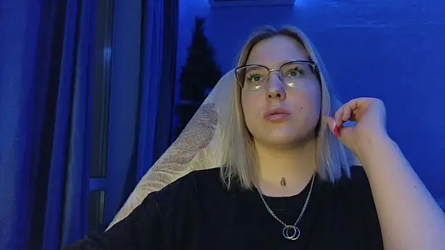 HotBrandyX online show from January 9, 1:59 pm