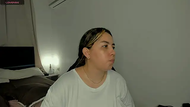 brithany olson25 online show from March 21, 8:19 am