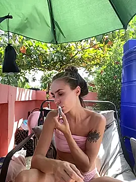 White Lu online show from February 20, 7:21 am