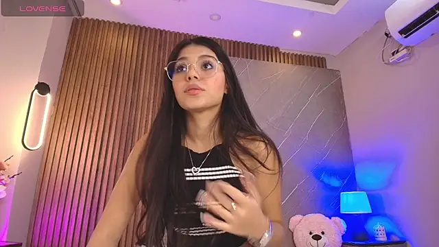 ariana jhonson1 online show from March 3, 12:44 pm