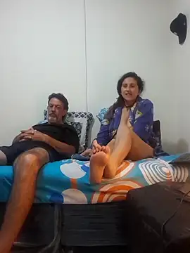 jeans and emma online show from March 5, 8:21 am