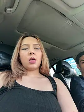 hotamanda01 online show from April 22, 12:35 pm