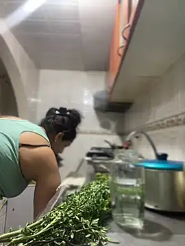 Carola-Ross online show from March 9, 7:39 pm