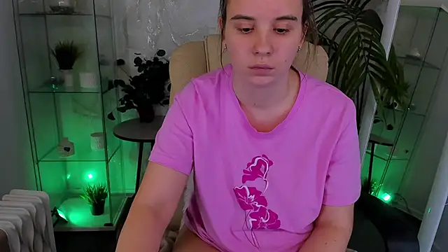 Lika 0ne online show from January 5, 5:27 pm