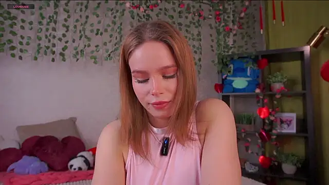 TaiteBayles online show from March 4, 1:34 am