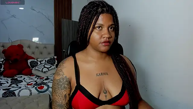 ZahraRose online show from March 16, 5:39 pm