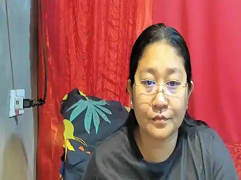 hotchubby88 online show from April 5, 8:35 am