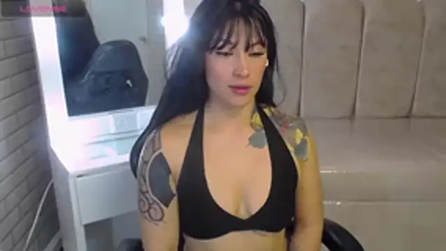 Isabella Collen v online show from April 17, 1:13 pm