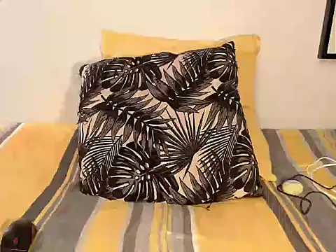 DollErotica69 online show from February 13, 8:27 am